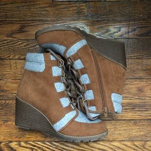 Fall Creek’s Wedge Boots